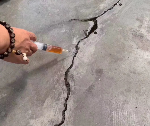 当雄混凝土裂缝修补技术详解​